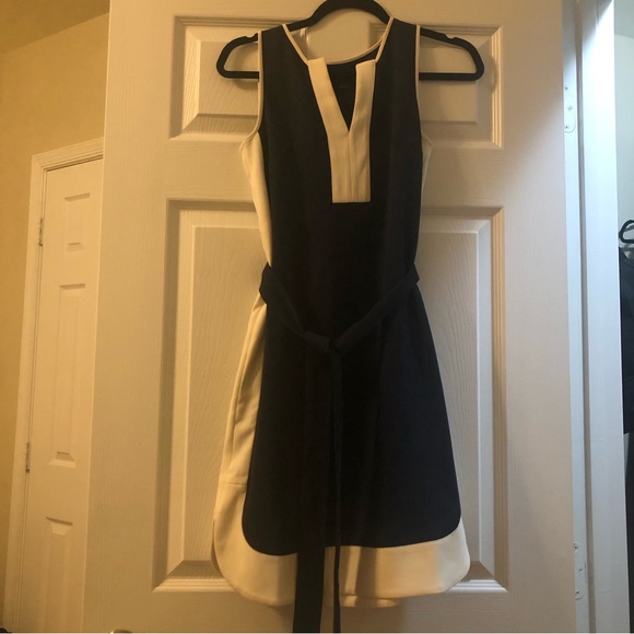 Ann Taylor dress - Picture 3 of 4